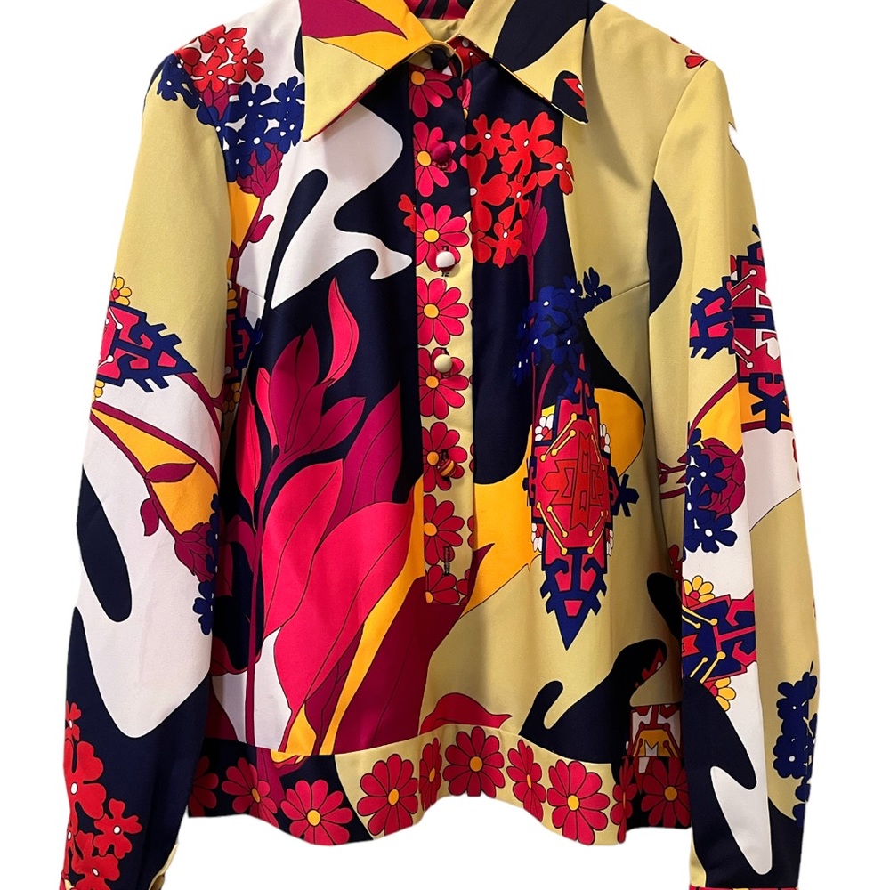 Amazing vintage ladies floral blouse